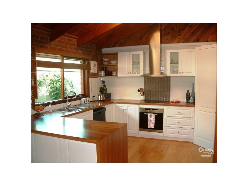 94 Stawell Street, Echuca VIC 3564