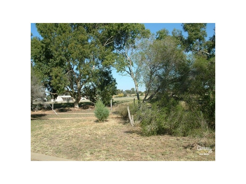 94 Stawell Street, Echuca VIC 3564