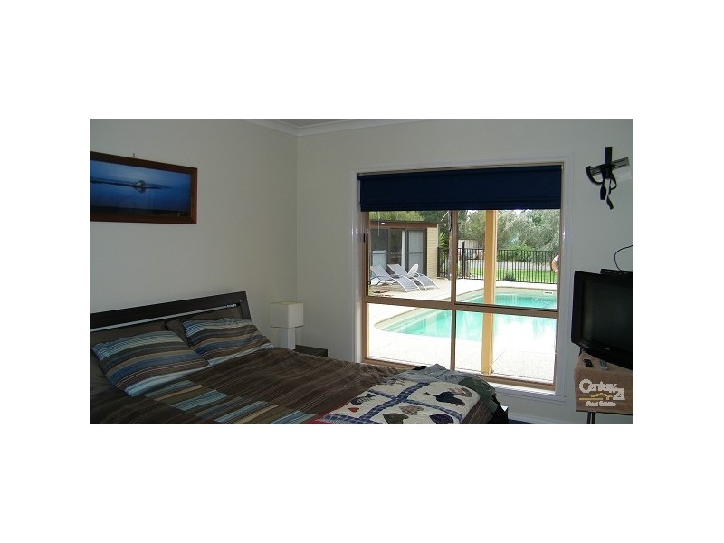 37 Wharparilla Dr, Echuca VIC 3564