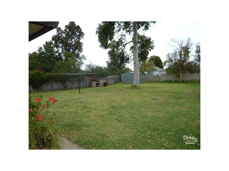 27 Shackell Street, Echuca VIC 3564