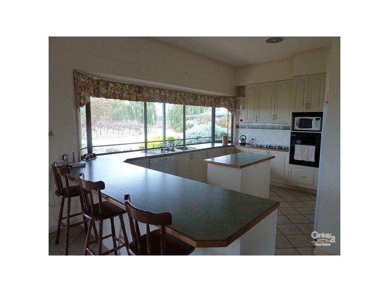 446 Perricoota Road, Moama NSW 2731