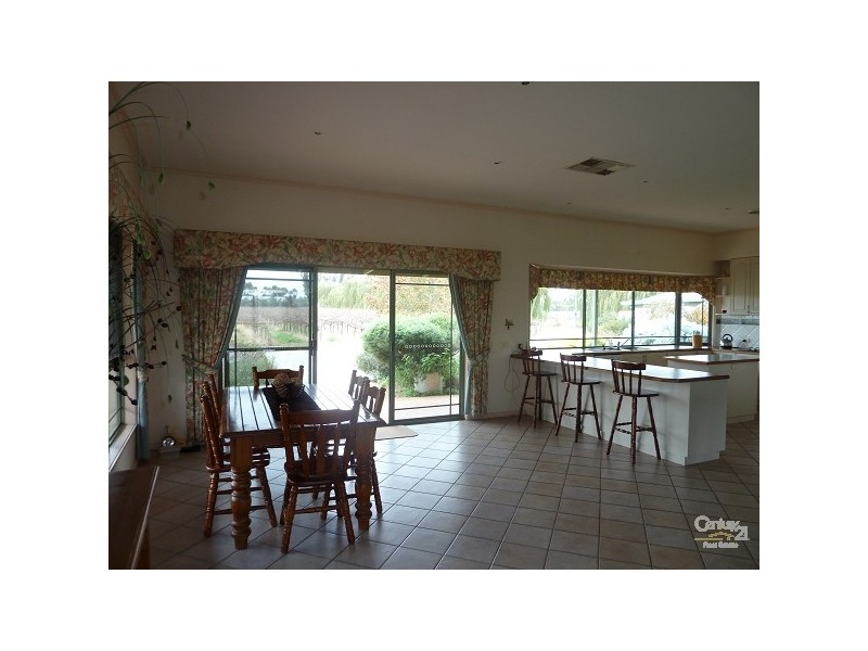 446 Perricoota Road, Moama NSW 2731