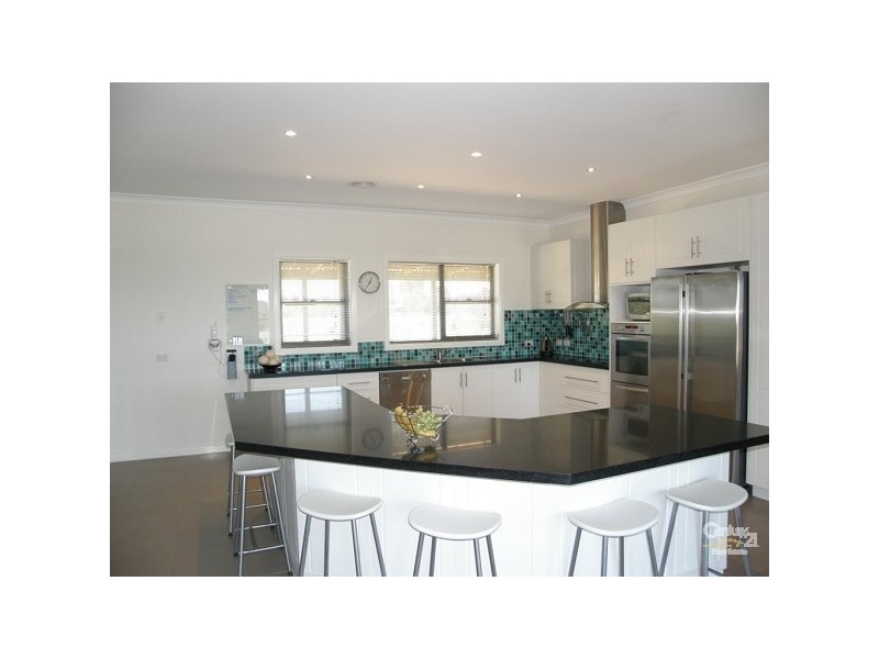 5 Castletown Crt, Echuca VIC 3564