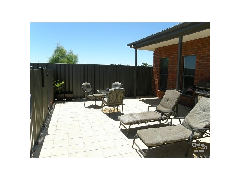 5 Castletown Crt, Echuca VIC 3564