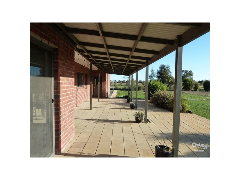 5 Castletown Crt, Echuca VIC 3564