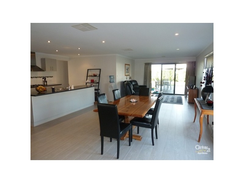 2 Aston Crt, Echuca VIC 3564