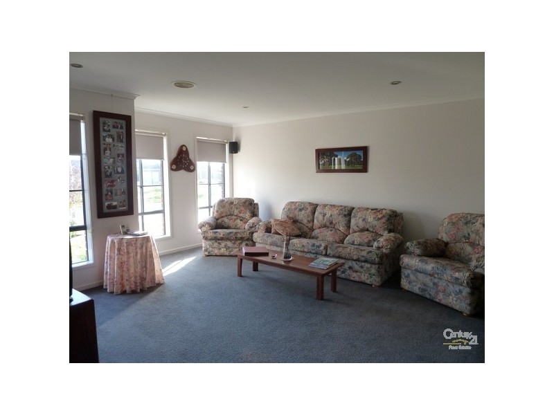 2 Aston Crt, Echuca VIC 3564