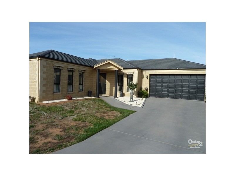 2/35 Wearne Road, Echuca VIC 3564