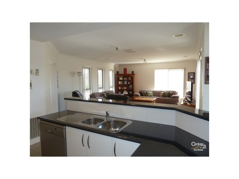 2/35 Wearne Road, Echuca VIC 3564
