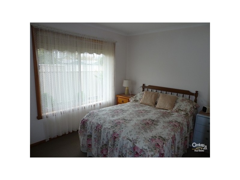 4/327 High Street, Echuca VIC 3564