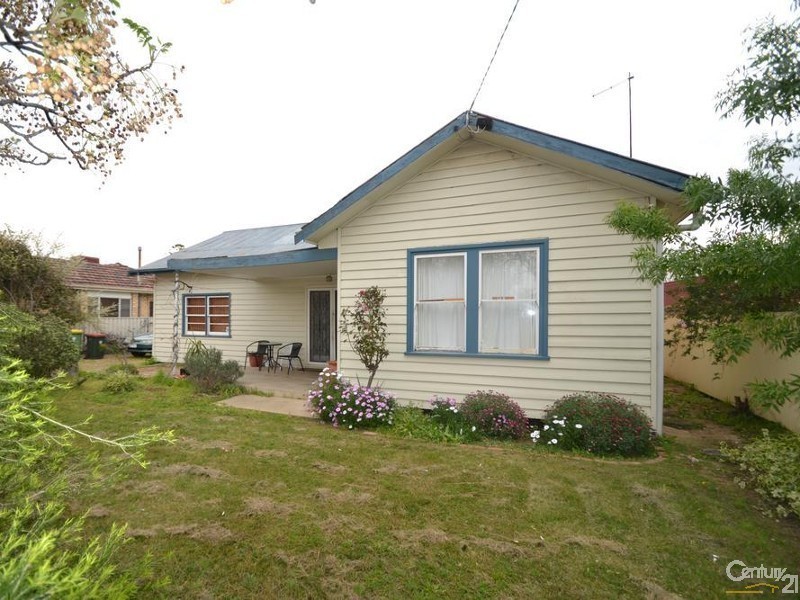 27 Haverfield Street, Echuca VIC 3564