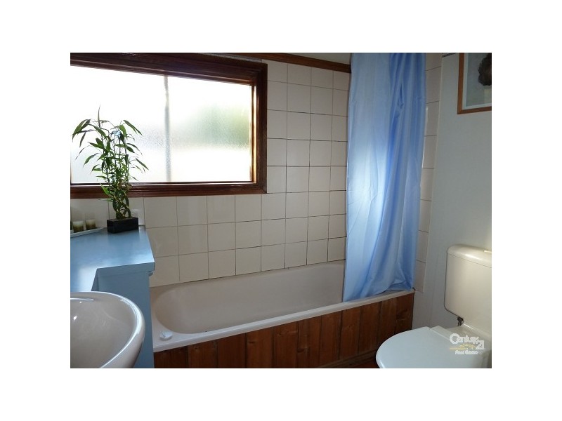 287 Ogilvie Avenue, Echuca VIC 3564