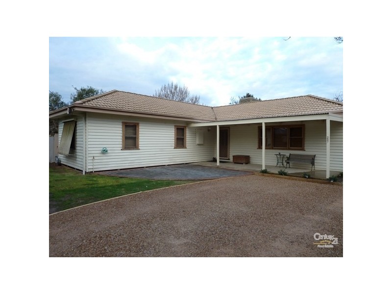 287 Ogilvie Avenue, Echuca VIC 3564