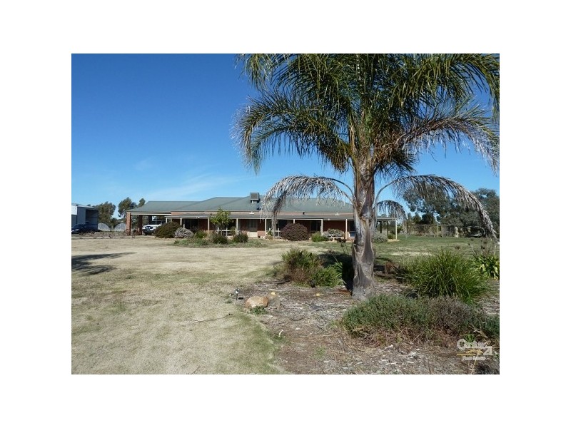 70 Casey Road, Echuca VIC 3564