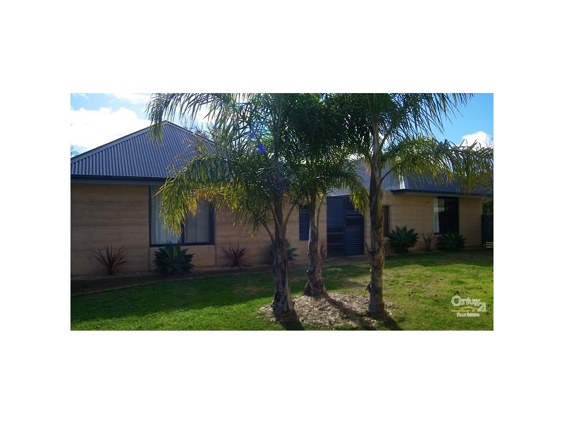 19 Murphy Way, Echuca VIC 3564