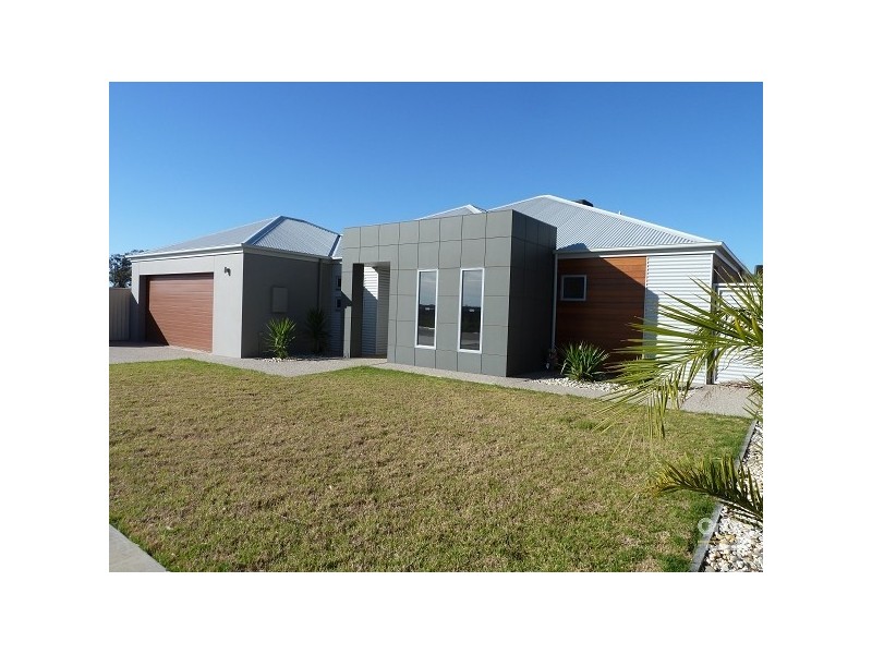 38 Bridlington Avenue, Echuca VIC 3564