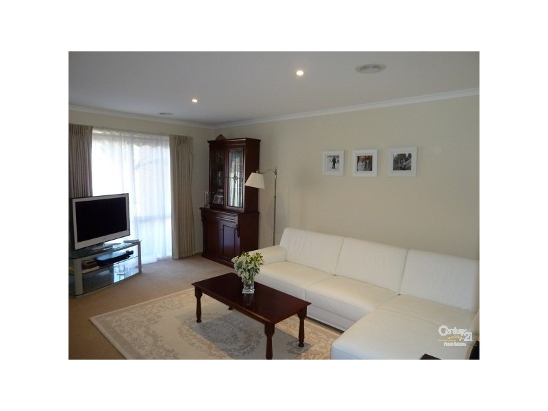 8 Lomond Court, Moama NSW 2731