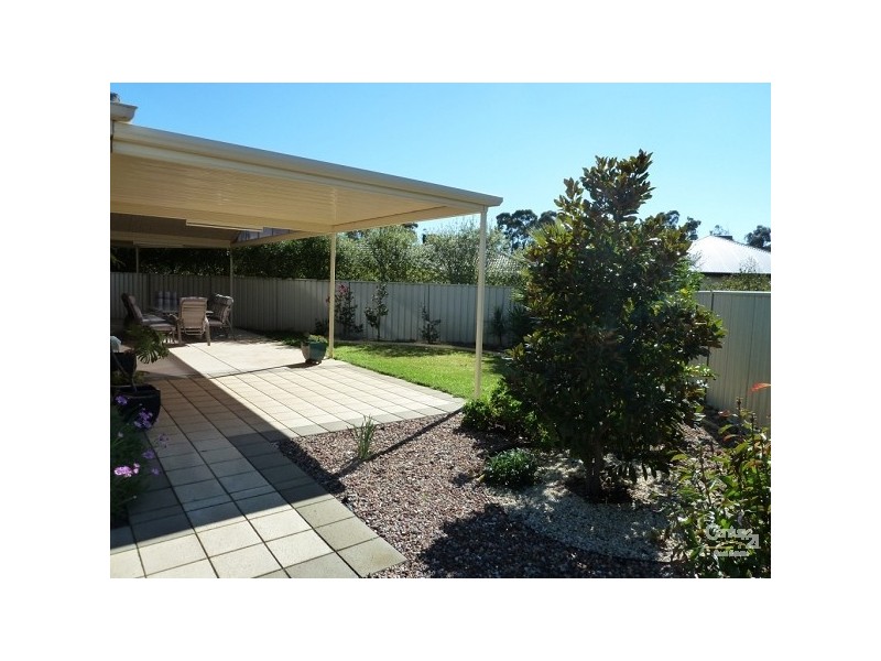8 Lomond Court, Moama NSW 2731