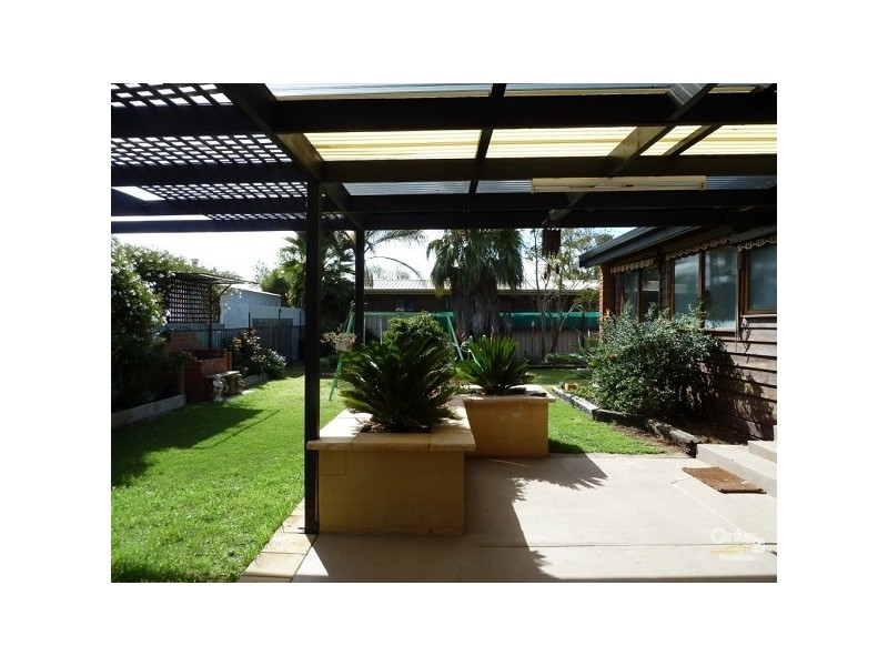 18 Snowden Street, Echuca VIC 3564
