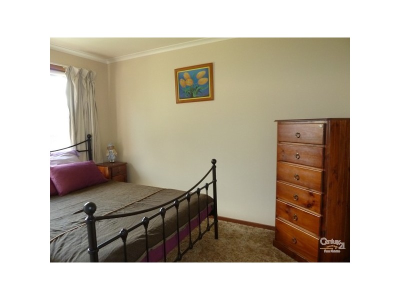 18 Snowden Street, Echuca VIC 3564