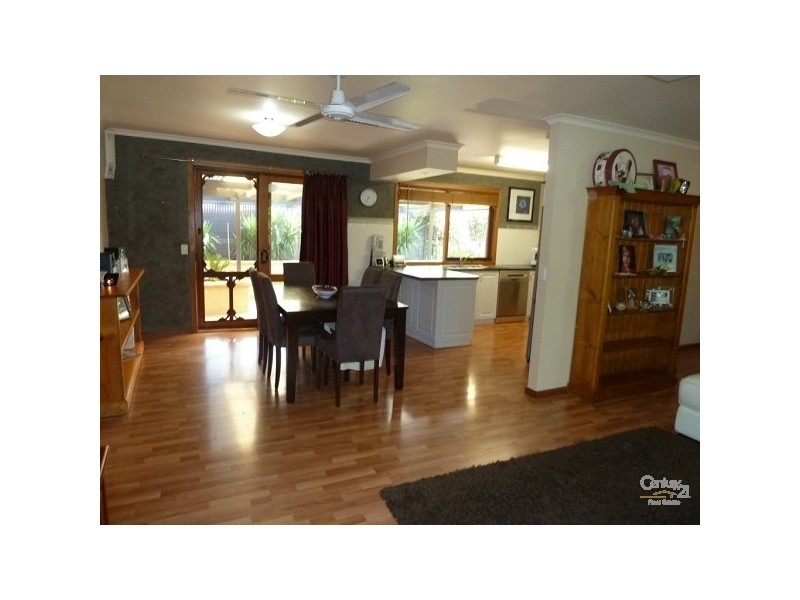 18 Snowden Street, Echuca VIC 3564