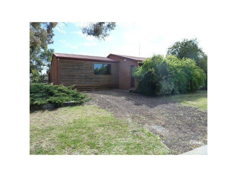 18 Snowden Street, Echuca VIC 3564