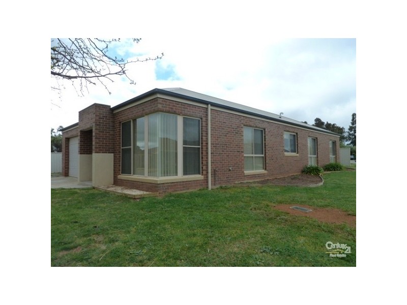 9 Kingfisher Drive East, Moama NSW 2731