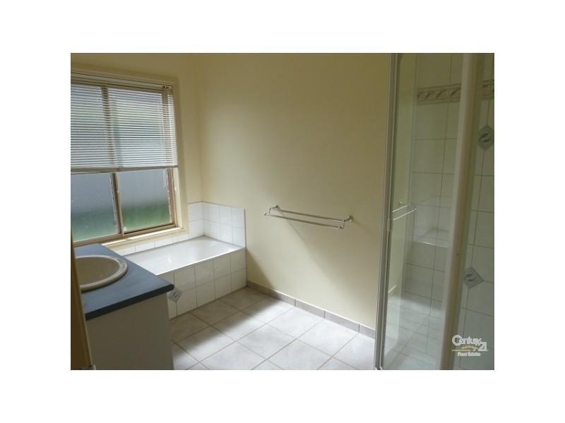 9 Kingfisher Drive East, Moama NSW 2731