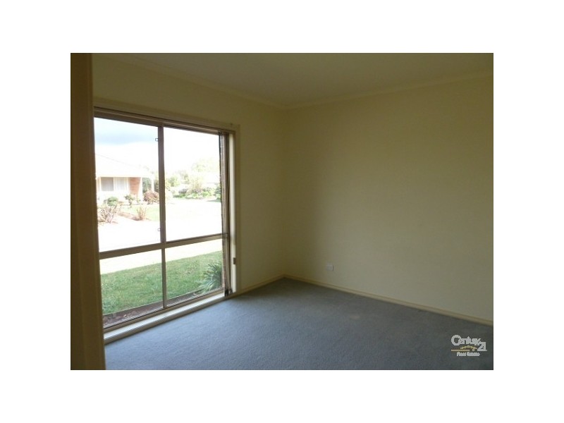 9 Kingfisher Drive East, Moama NSW 2731