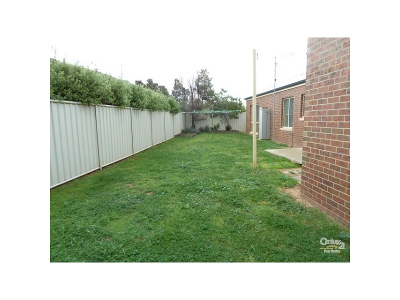 9 Kingfisher Drive East, Moama NSW 2731