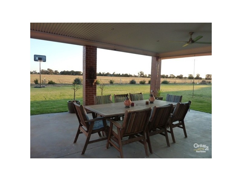 13 Ikona Drive, Echuca VIC 3564