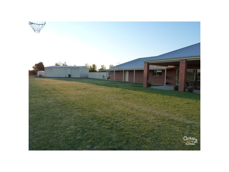 13 Ikona Drive, Echuca VIC 3564