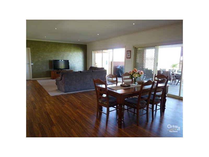13 Ikona Drive, Echuca VIC 3564
