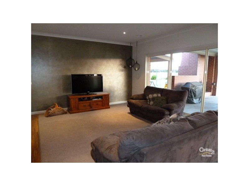 13 Ikona Drive, Echuca VIC 3564