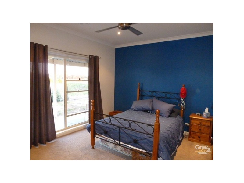 13 Ikona Drive, Echuca VIC 3564