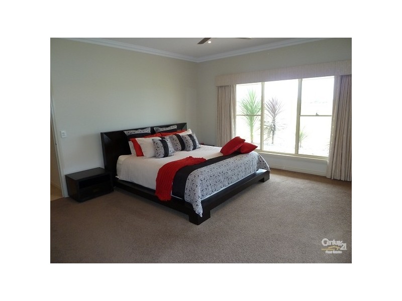 718 Anderson Rd, Echuca VIC 3564