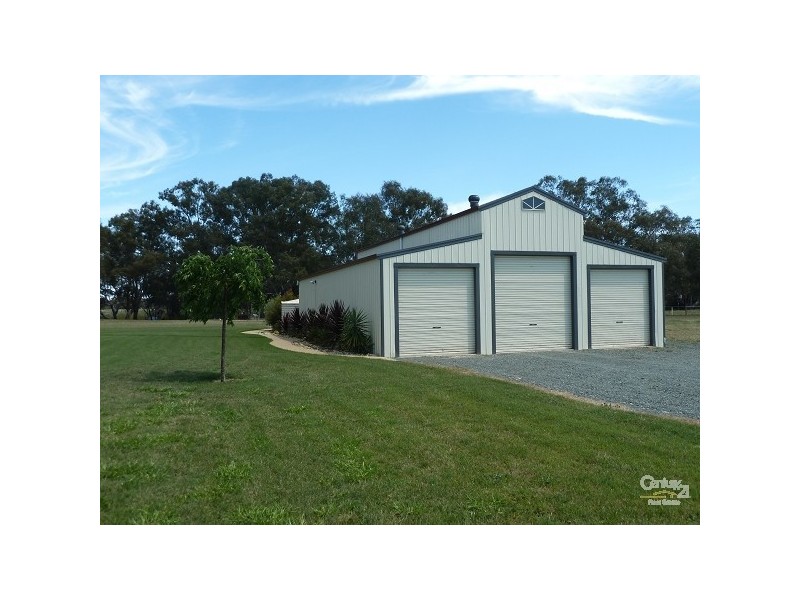 718 Anderson Rd, Echuca VIC 3564