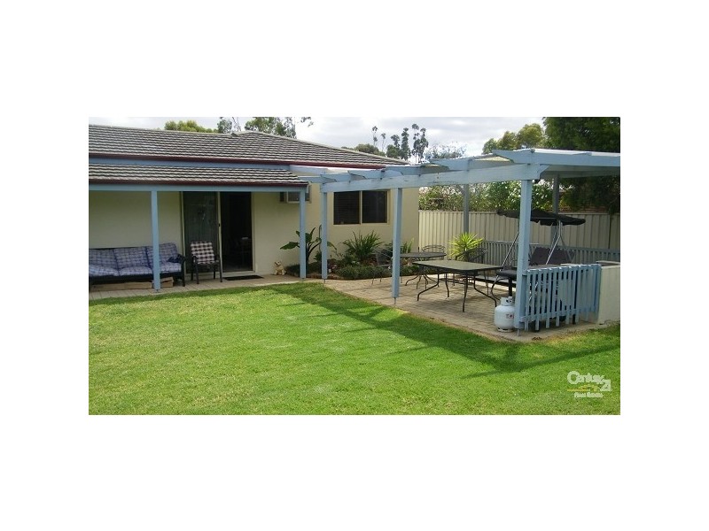 2 McMahon Place, Moama NSW 2731