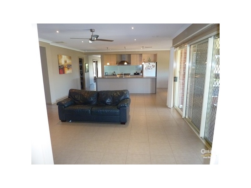 7 Silvergums Place, Moama NSW 2731