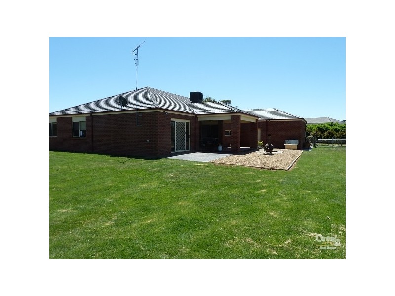 7 Silvergums Place, Moama NSW 2731