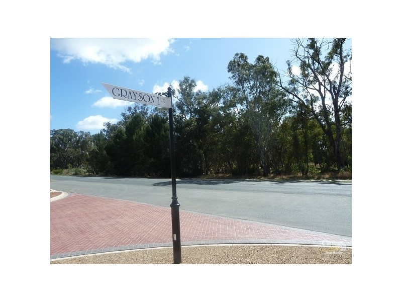 6 Grayson Terrace, Echuca VIC 3564