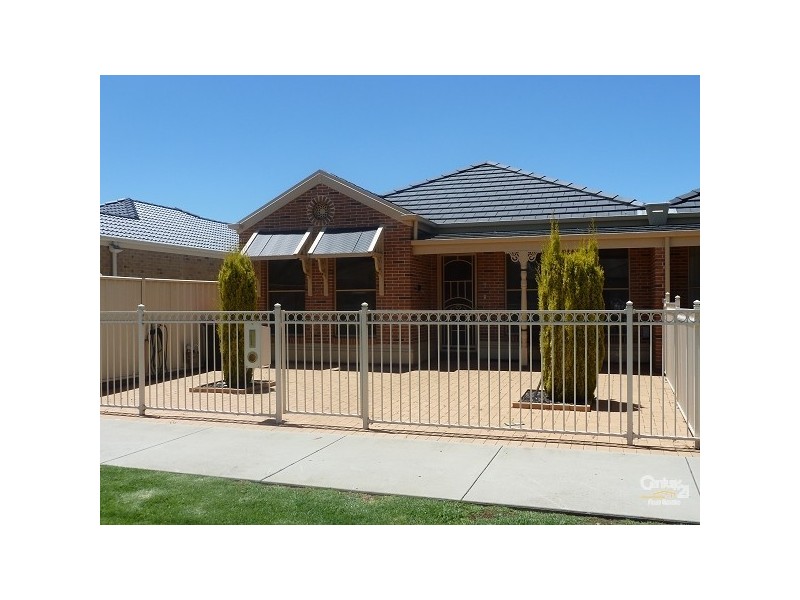1/24 Haverfield Street, Echuca VIC 3564