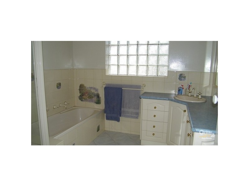 14 Maiden Street, Moama NSW 2731