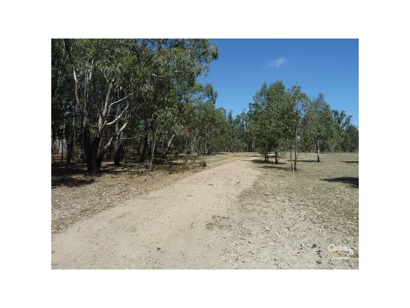1735 Perricoota Road, Moama NSW 2731