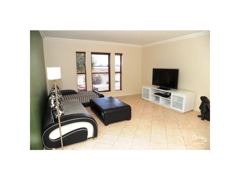 2 Parkview Drive, Echuca VIC 3564