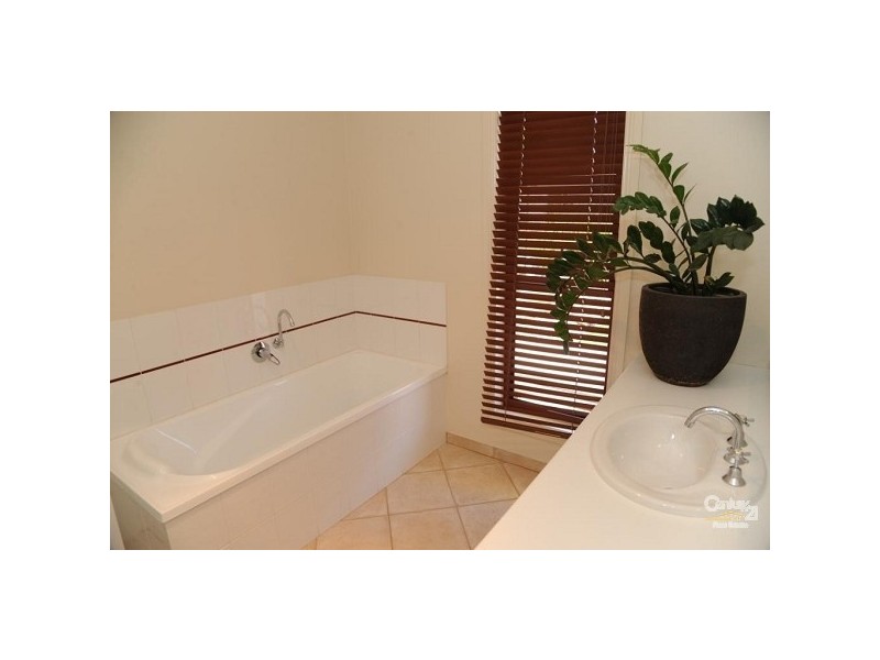 2 Parkview Drive, Echuca VIC 3564