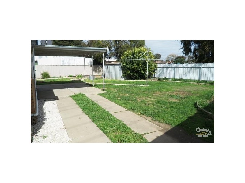 43 Crossen Street, Echuca VIC 3564