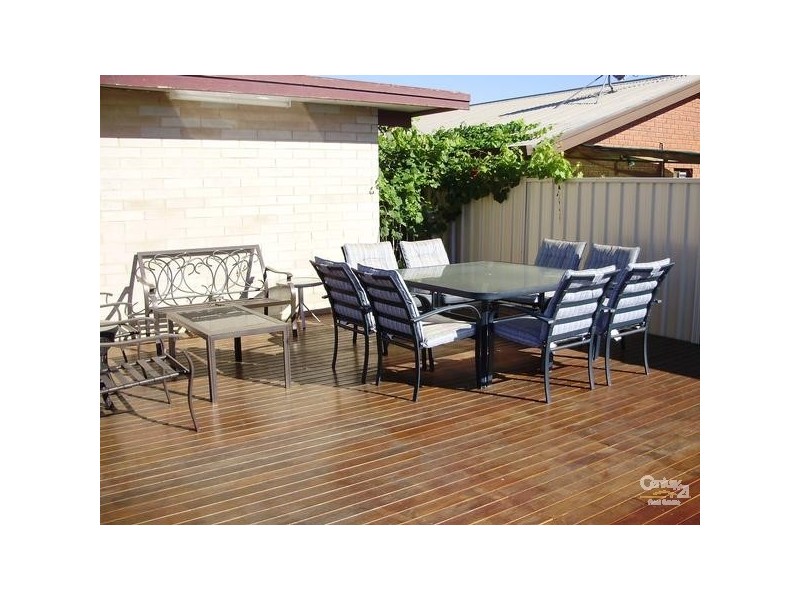 74 Crossen Street, Echuca VIC 3564