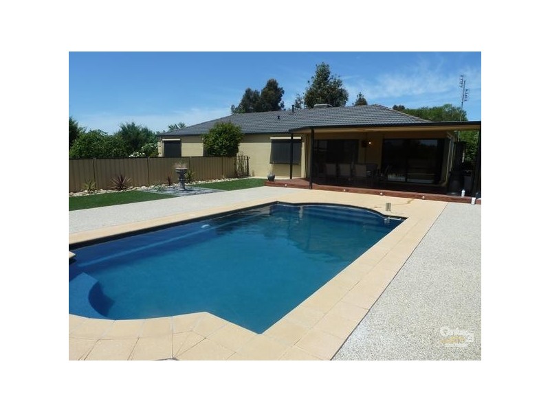 2 River Park Drive Moama via Echuca, Echuca VIC 3564