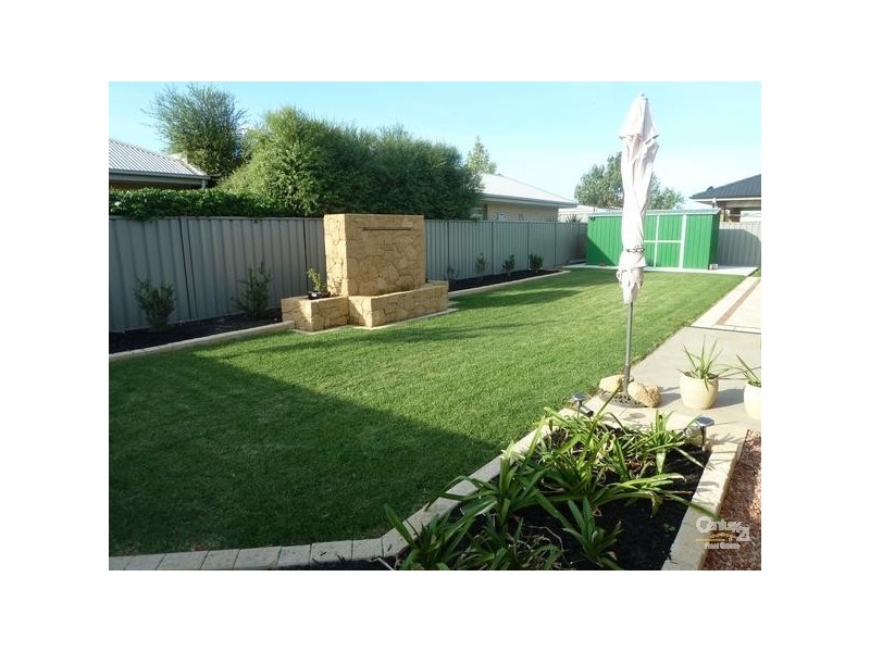 24 James Street, Echuca VIC 3564